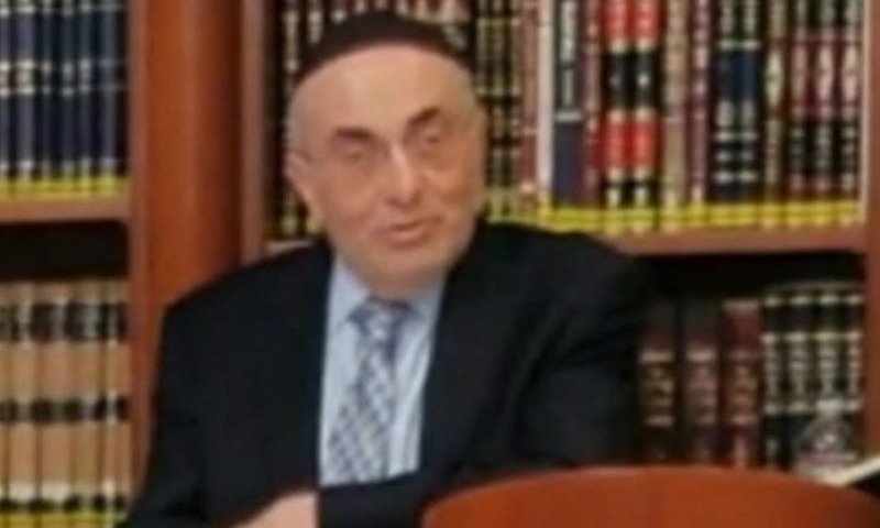טרגדיה בדרשת שבת שובה: חכם ליאון גינדי זצ"ל התמוטט ונפטר