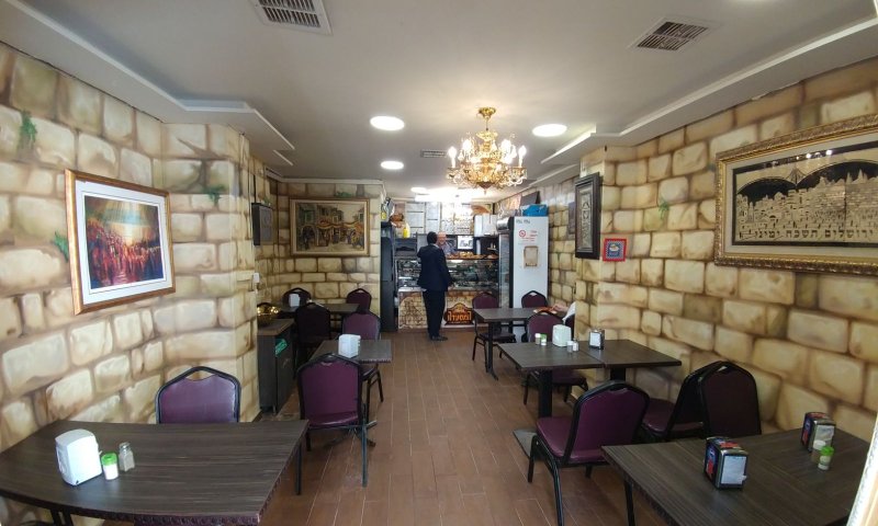 המסעדה של קרויזר בבית ישראל בירושלים. צילום: משה ויסברג