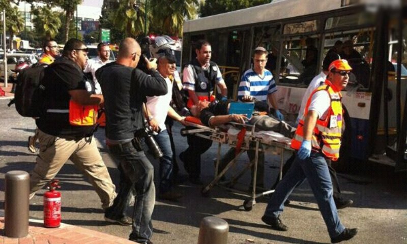 פינוי פצועים מהפיגוע ב-2012. צילום: חדשות 24