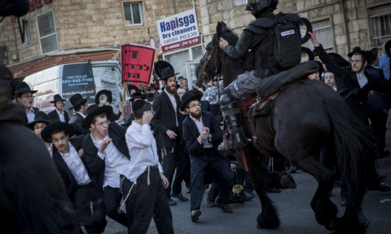 הפגנות הפלג הירושלמי. צילום: יונתן זינדל, פלאש 90