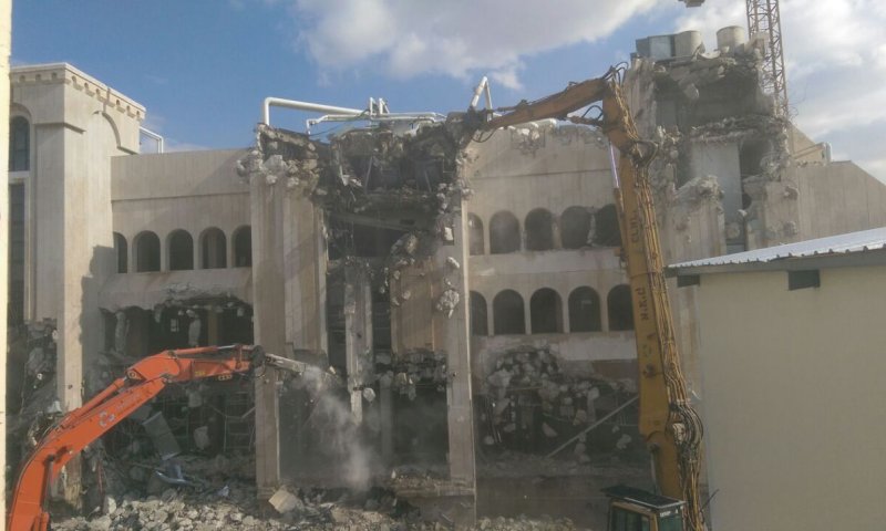 הרס הבניין
