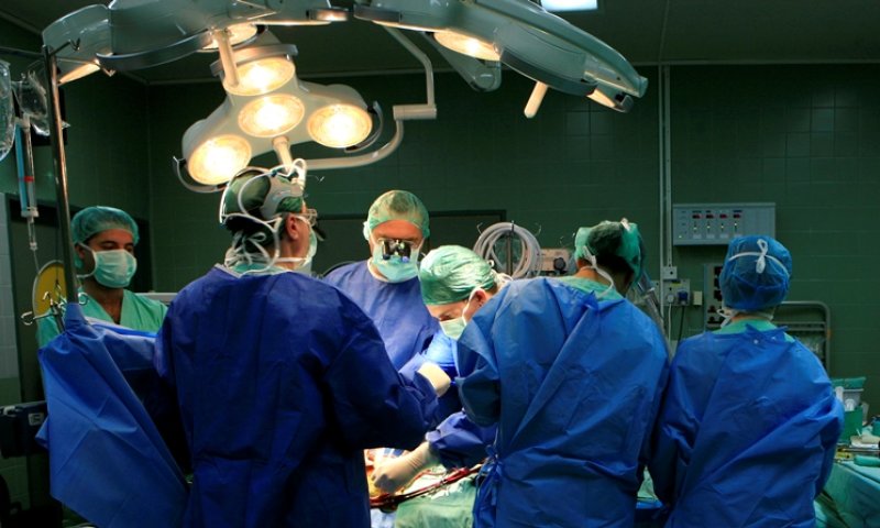 ניתוח בבית חולים, צילום: נתי שוחט, פלאש90