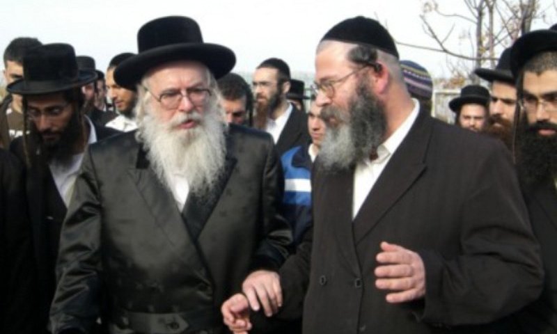 הרב קורץ יחד עם המוהרא"ש זצ"ל (ברסלב סיטי)