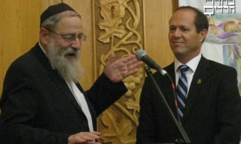 ברקת יחד עם הרב שטרן, מועמד הציונות הדתית