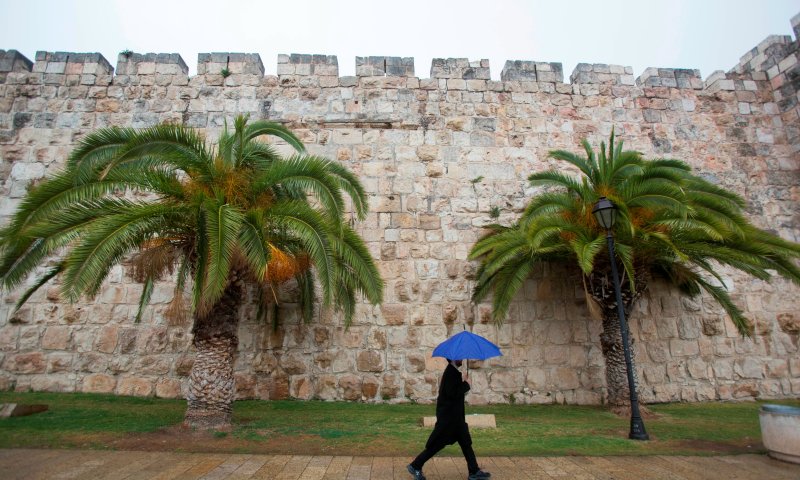 מזג אוויר גשום בירושלים, צילום: פלאש90