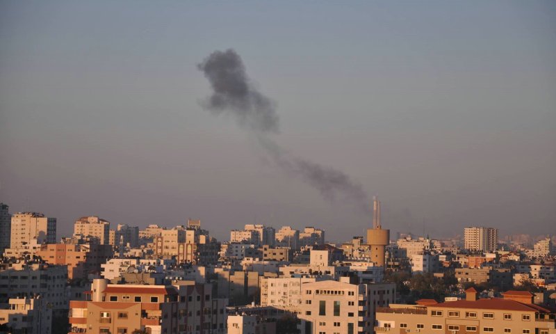 תקיפה בעזה, צילום: התקשורת הערבית