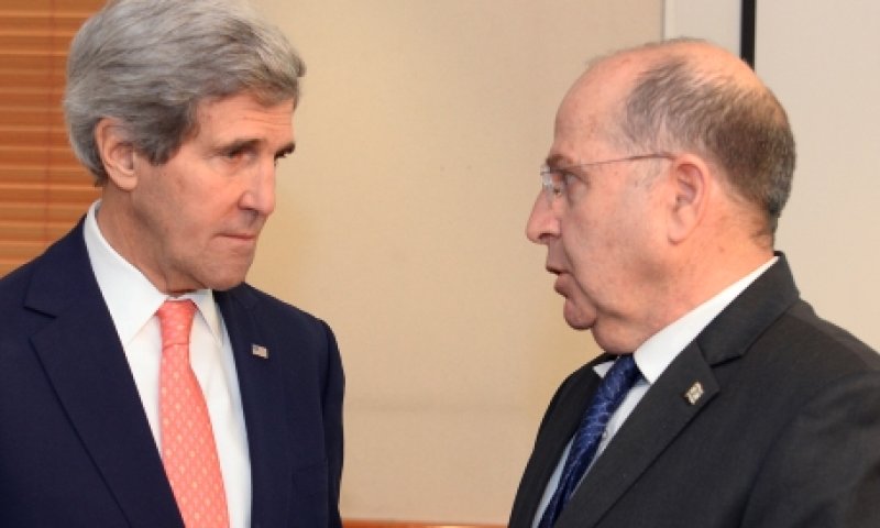 Ya'alon and Kerry. Photo: Flash 90