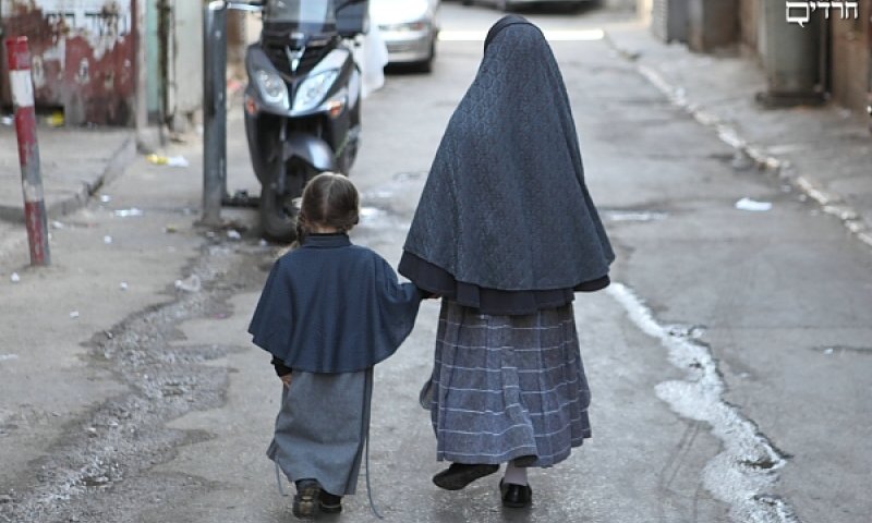 Shawl Cult. Photo: Archive 