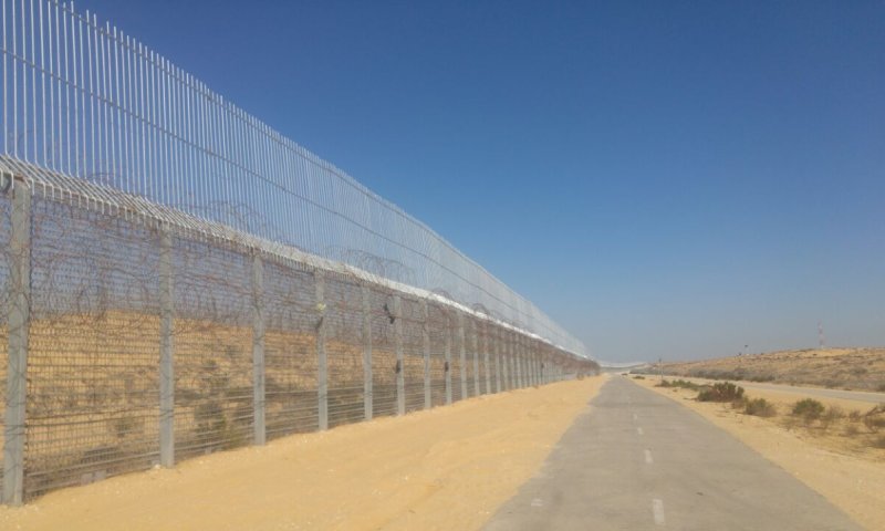 גדר הגבול לאחר ההגבהה. צילום: מנהלת הגבולות במשרד הביטחון