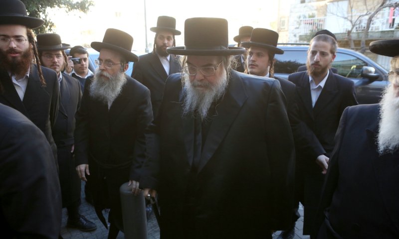 Council of Torah Sages decided: uncompromising war against Reform Movement 