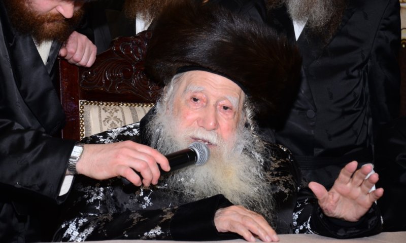 The Erloi Rebbe zt"l. Photo: Moshe Goldstein