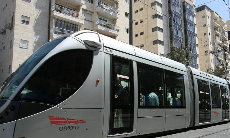 Light rail, Photo: Kobi Har Tzvi