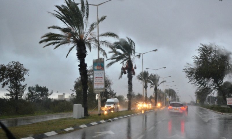 הסערה, צילום: יהושע פרוכטר