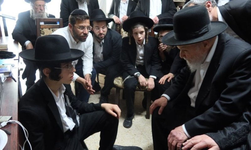 'שלושים' לרצח האברך לעיני בנו: קריאה דחופה לעזרה