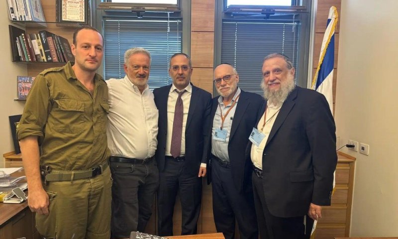 הוועד להגנת הר הזיתים וח"כ ארז מלול יפעלו לשדרוג הנגישות וביטחון המתפללים בהר