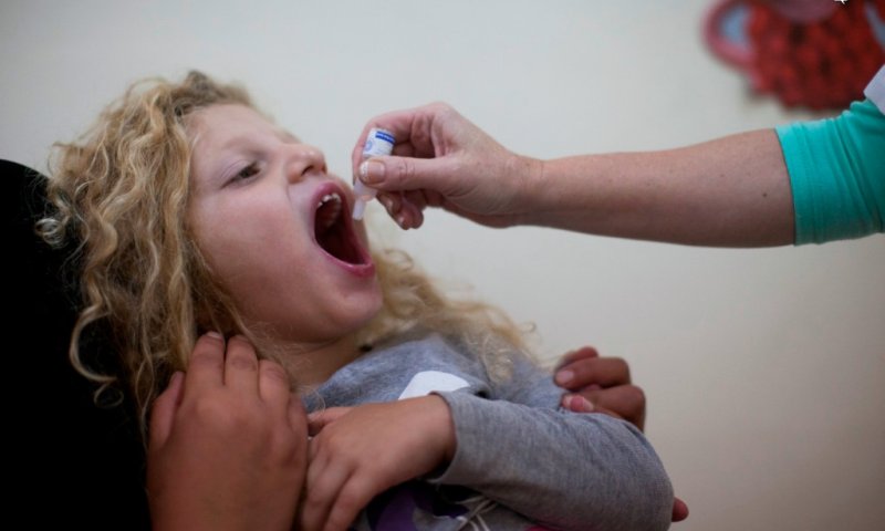 חיסון נגד פוליו. צילום: פלאש 90