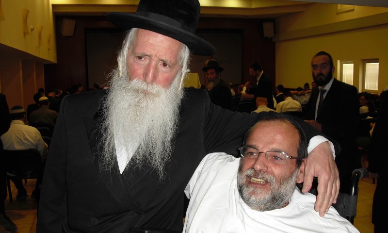 הרב דוד לוי ז"ל עם הגרי"ד גרוסמן