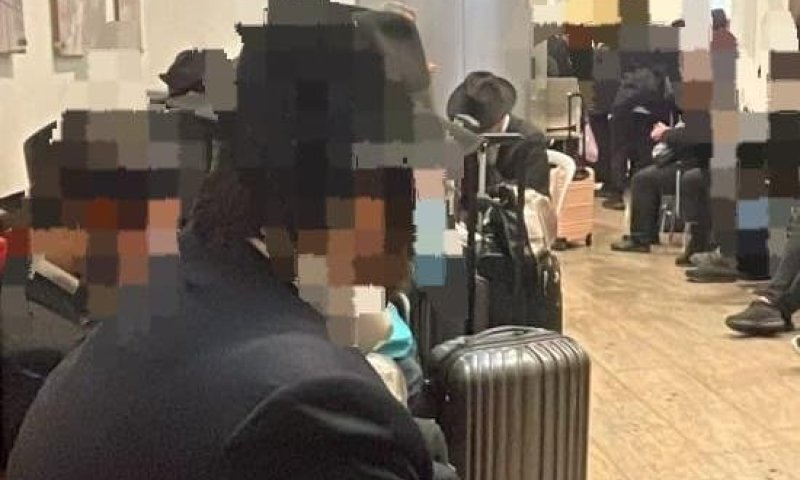 לא הסדירו מעמד: עשרות בחורי חב"ד שחזרו מ"קבוצה" מעוכבים בשדה התעופה