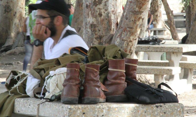 חייל בנח"ל החרדי 