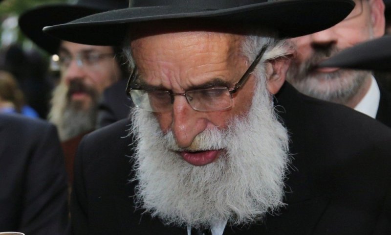 בגיל 82: הלך לעולמו הגאון רבי חזקיה אלעזר מנחם גילרנטר זצ"ל
