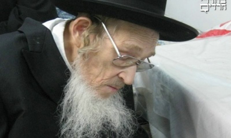 הרב יעקב אברהם מרקוס זצ"ל. צילום: ארכיון