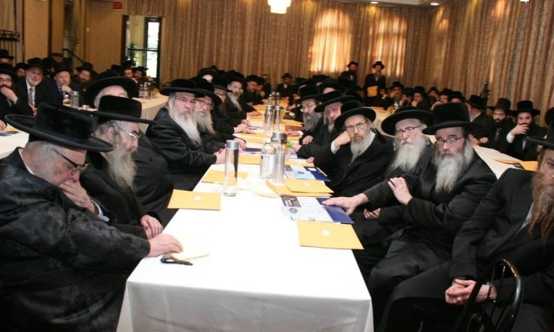 הרבנים באסיפה