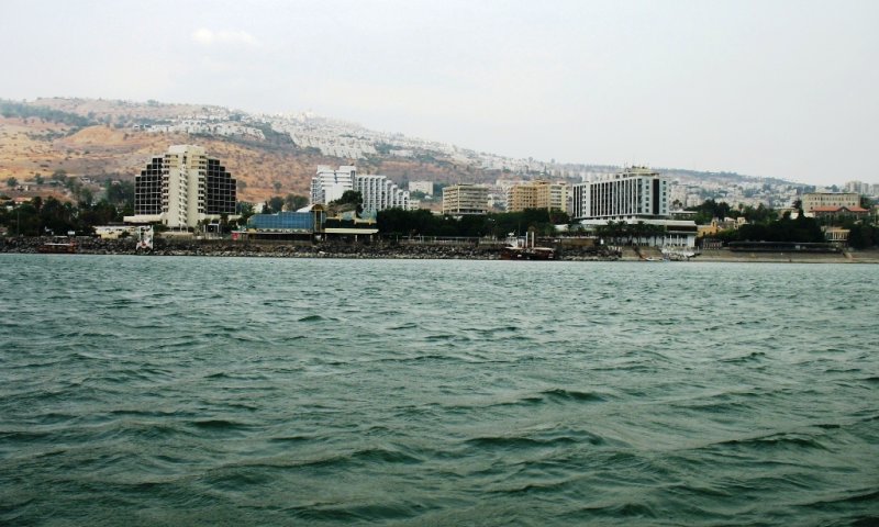 הכינרת בשעות הבוקר. צילום: שמעון מירוני