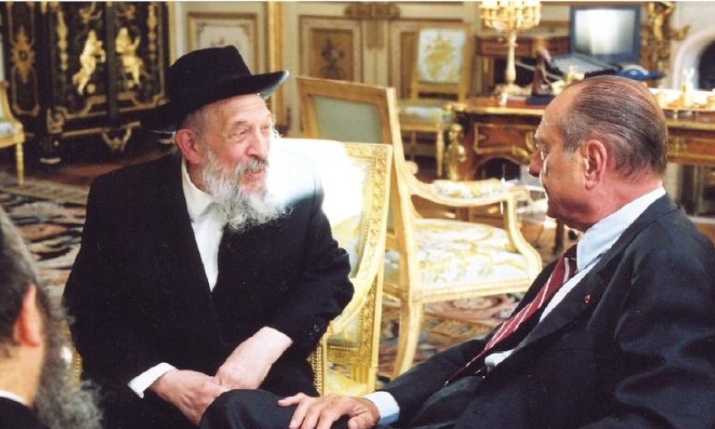 גאון רבי הלל פבזנר עם נשיא צרפת ז'אק שיראק 