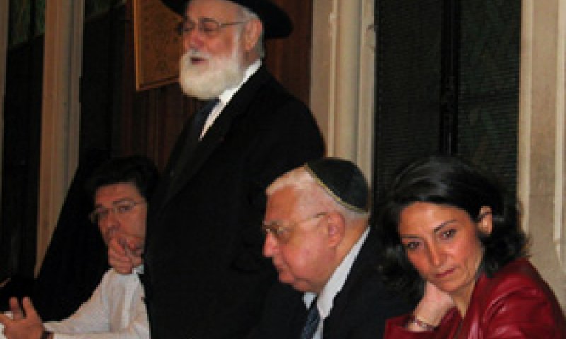 ראשי הקונסיסטוואר היהודי של פאריס בפגישה משותפת