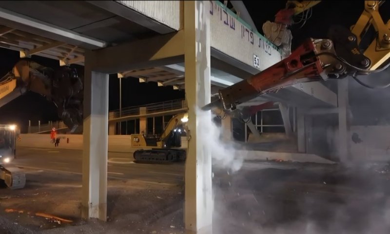 באישון לילה: הגשר המיתולוגי נעלם