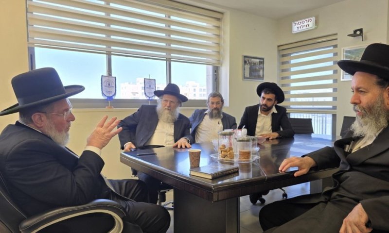 הרב הראשי לישראל לרבני 'משמרת השבת': "הציגו פתרונות גם בתחום הכשרות"