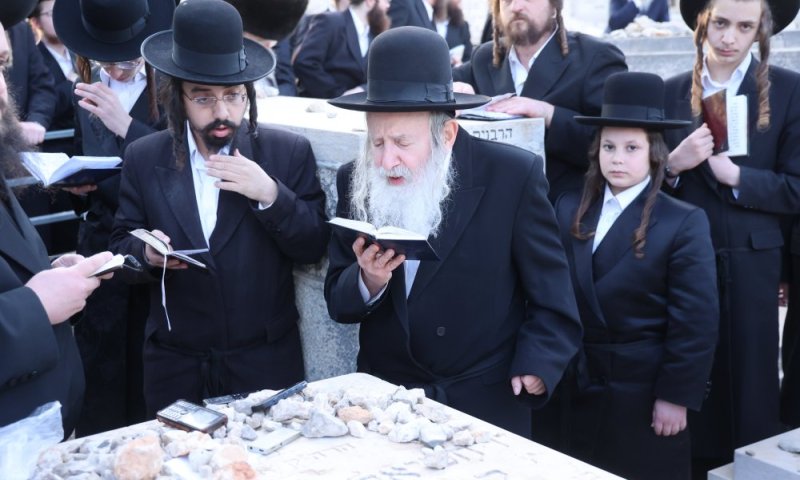 סערת הר הבית באמשינוב: בנו של האדמו"ר בהבהרה דרמטית וחריגה