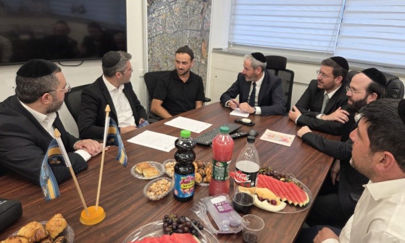 ח"כ טייב קיים קבלת קהל מיוחדת לבני הקהילה הצרפתית בבני ברק