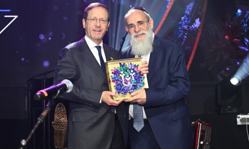 יום הבינלאומי לזכויות אנשים עם מוגבלות: אירוע הגאלה של שלוה ציין 35 שנות פעילות בנוכחות נשיא המדינה 