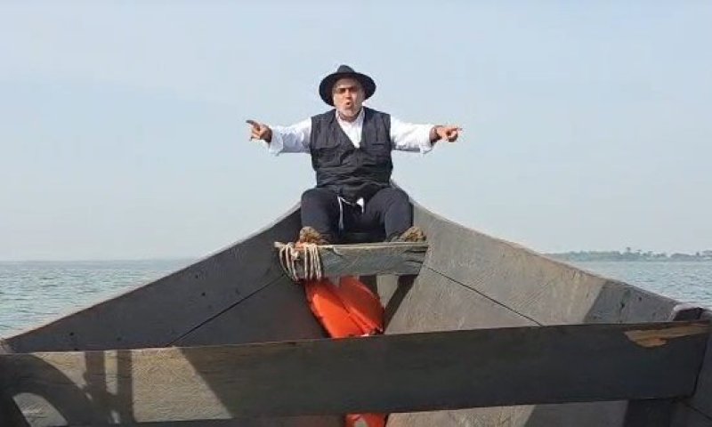 המלווה הסודני באפריקה שהדהים את כרמלי: "הם נמצאים שם, מאחורי מטעי הבננות"
