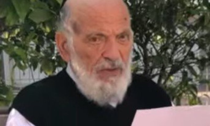 הלוויה דרך 12 בתי כנסת: רבה של אזור רבי אברהם כהן זצ"ל הלך לעולמו