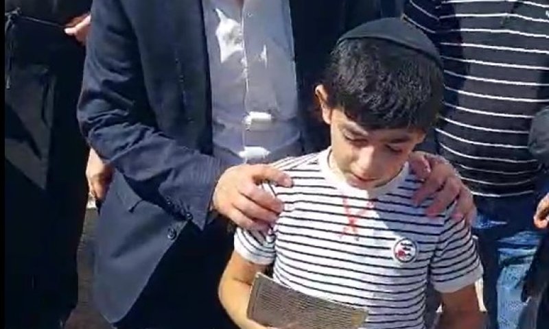 כשילד בן 10 אומר קדיש - המילים נתקעות בגרון