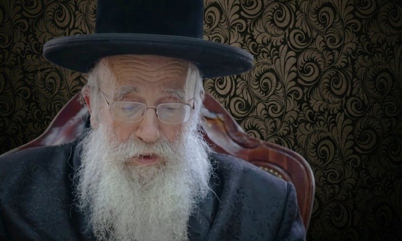 הלם: אחרי 20 שנה בשידוכים: היתום המבוגר התארס בשעה טובה