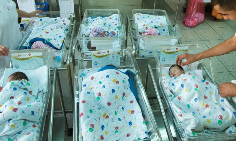 תינוקות בבית חולים. צילום: פלאש90