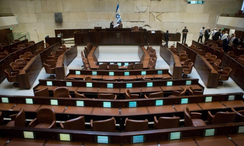 הקרב על אחוז החסימה: החיבורים שיכריעו מי תהיה הממשלה הבאה