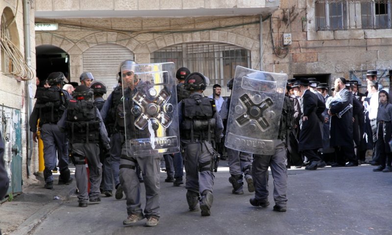 כוחות המשטרה במאה שערים