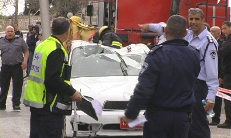 שאריות הניידת. צילום: אלי שקד