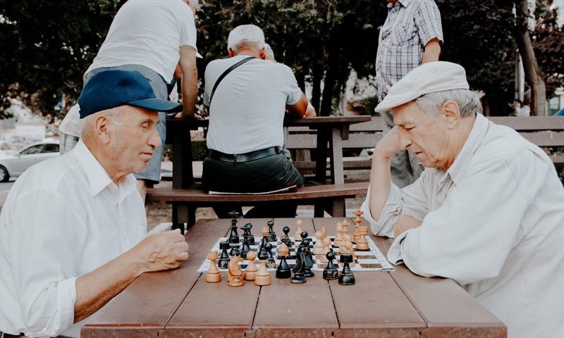 למה מוחות מסוימים מזדקנים טוב יותר? התשובה נמצאת בחוויות שצברתם