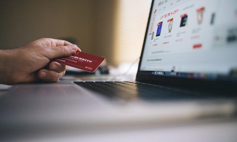 בשורה למשק: הכנסת אישרה הארכה גורפת של רישיונות ואישורים בתקופת החירום