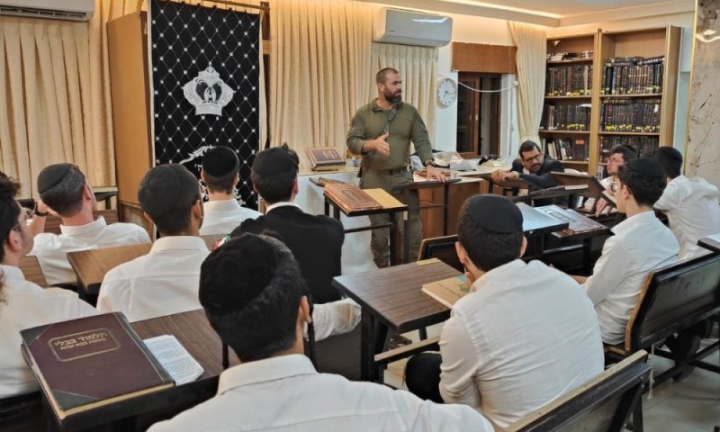 מחט חשמונאים הנכנס מבהיר בביקור ראשון בישיבה חרדית: ״החטיבה תהיה בליבה של המלחמה״