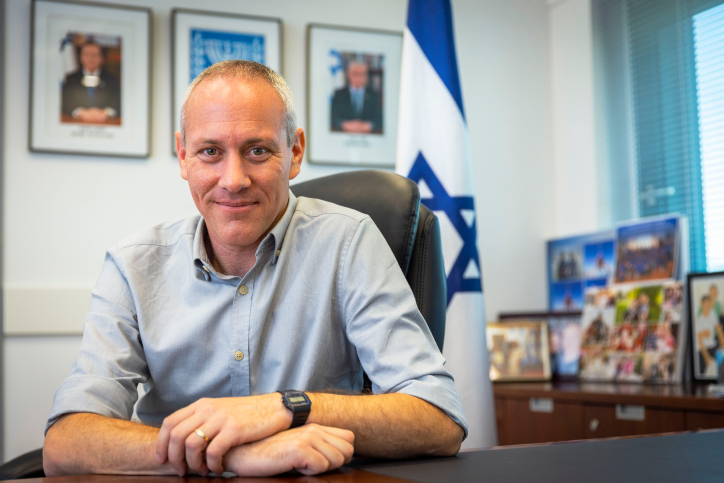 אוליביה פיטוסי, פלאש 90