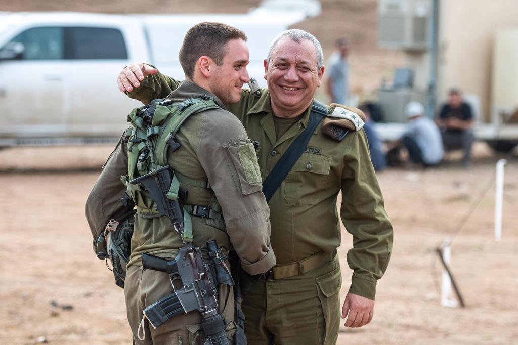 באדיבות המשפחה