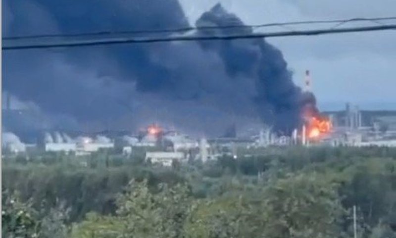 בעומק רוסיה: אוקראינה תקפה בית זיקוק במחוז ניז'ני נובגורוד
