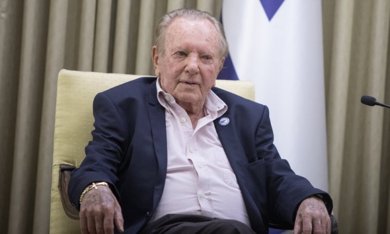 האיש שהביא את "דפי זהב" לכל בית בישראל: מוריס קאהן נפטר בגיל 95