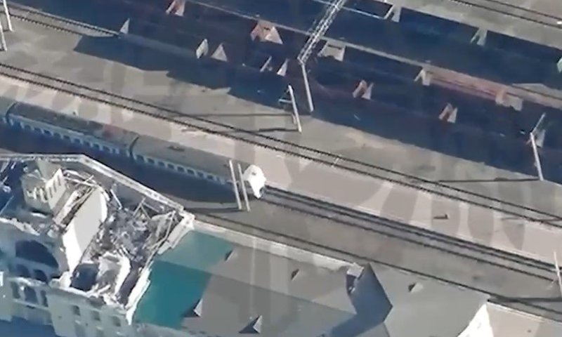המלחמה נמשכת: כטב"ם רוסי פוגע ברכבת אוקראינית